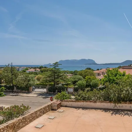 Apartman Trilocale - Via Conchiglia 2 *